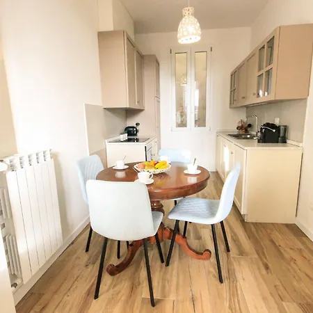 Signature Milton Apartman Firenze